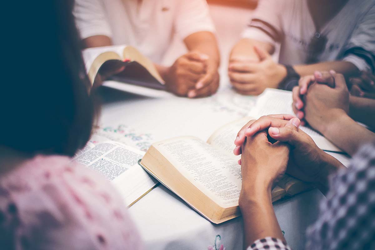 How Can Faith Based Treatment Help Teens group participating in faith based treatment