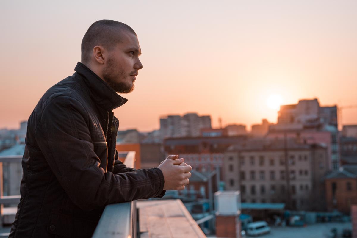 Understanding the Short Term Effects of Heroin Man feeling the short-term effects of heroin